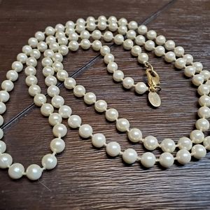 Express Pearl-like Necklace